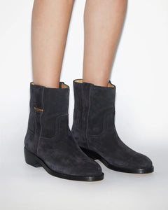 You added <b><u>IM Lylie Boot in Faded Black</u></b> to your cart.