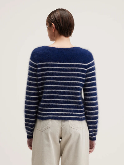 BR Dato Knit in Navy, White