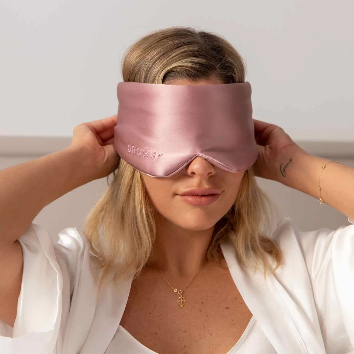 DROWSY Sleep Mask in Rose Damask