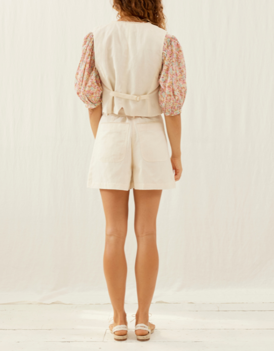 LM Rhea Shorts in Cream