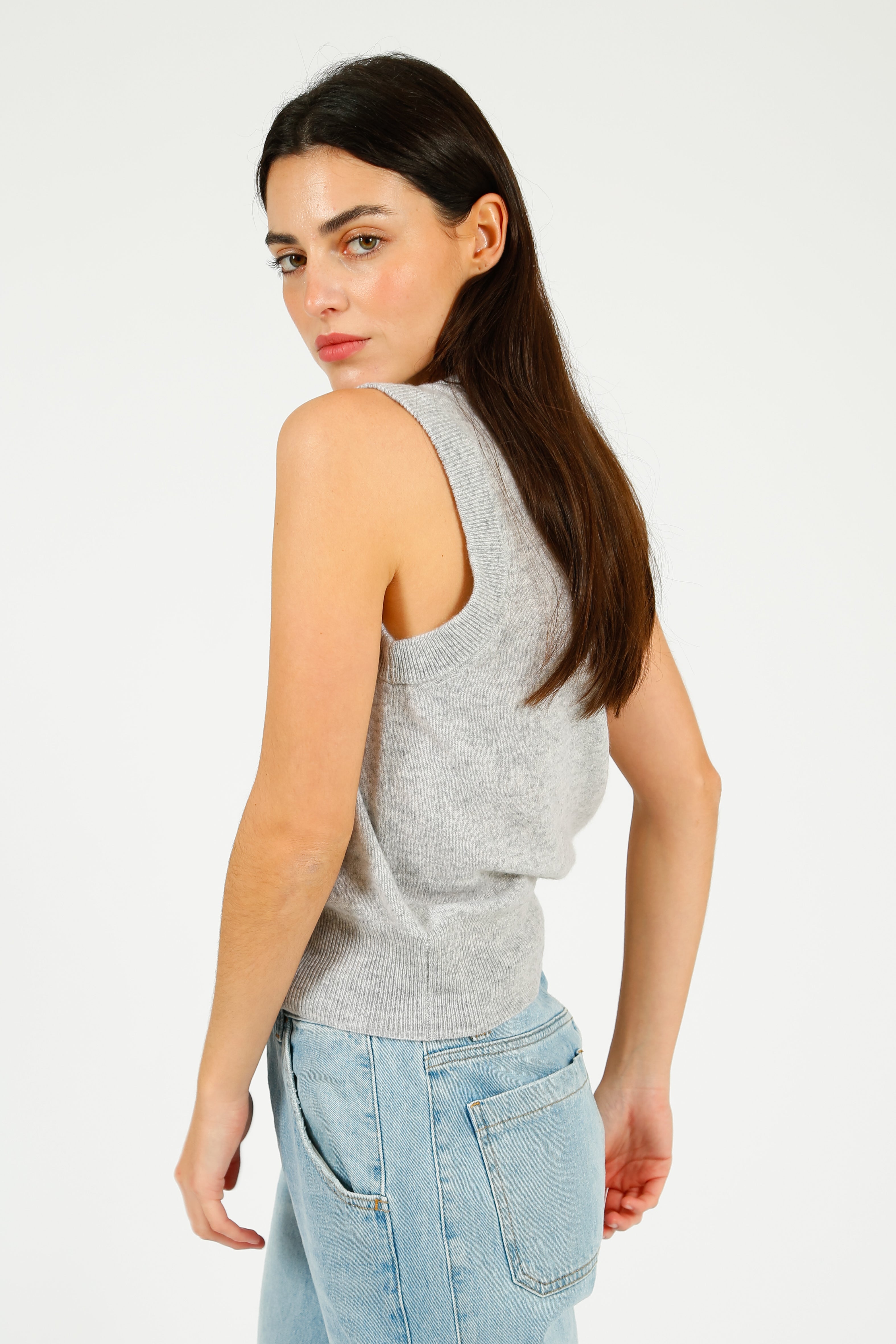 C-RUSH Stevie Button Up Tank in Fluffy Grey