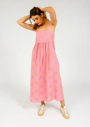 PP Robin Dress in Wavy Sun Emb Pink