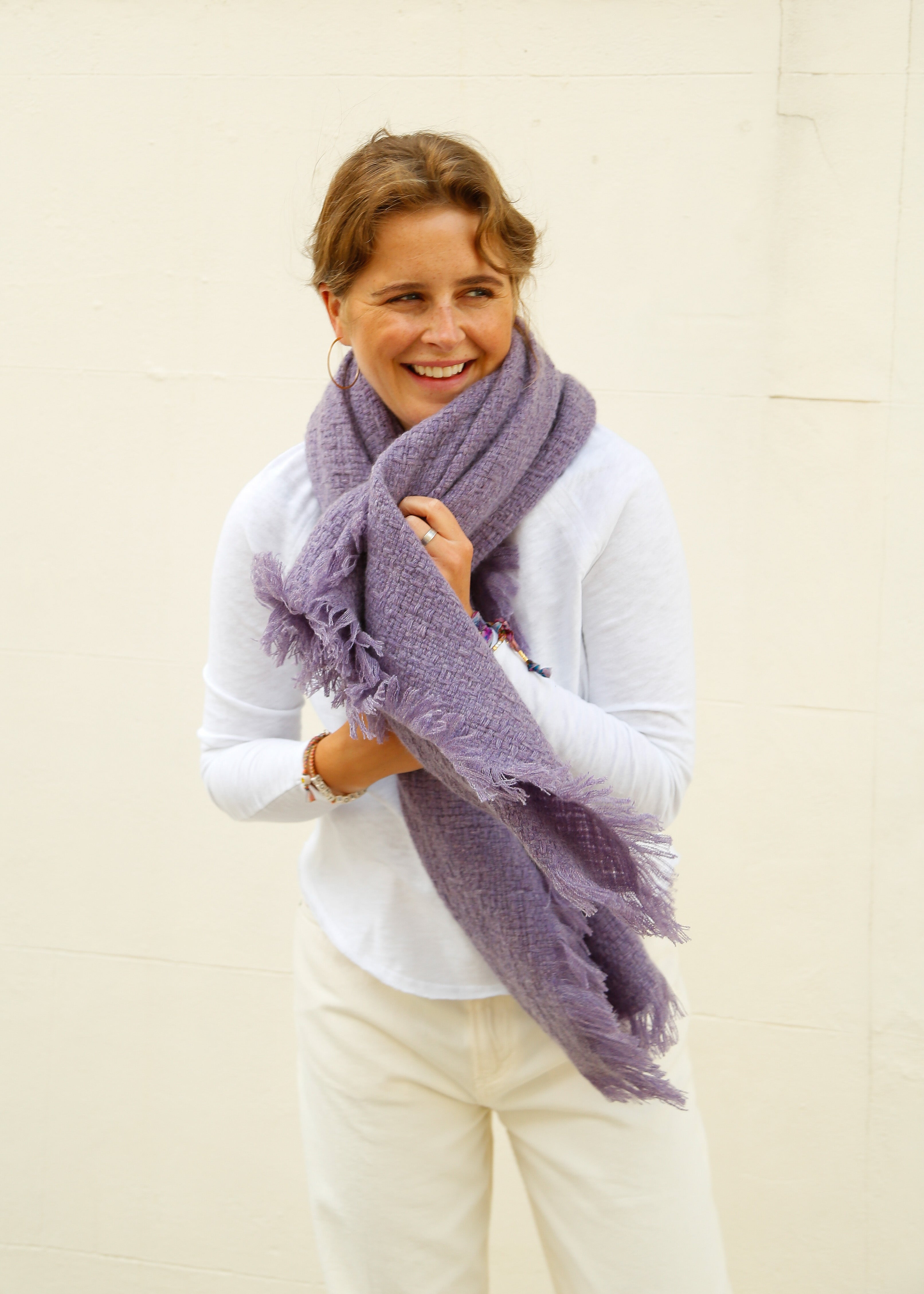 CALEIDO Cashmere Basket W Scarf in Wisteria