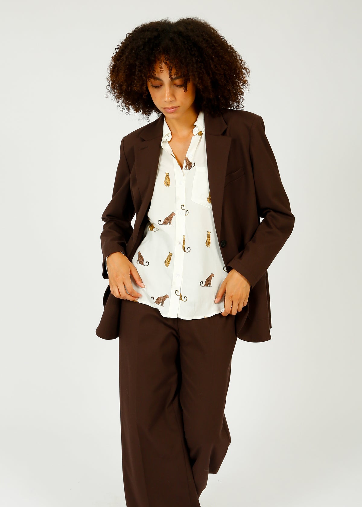 HW Travel Blazer in Dark Brown