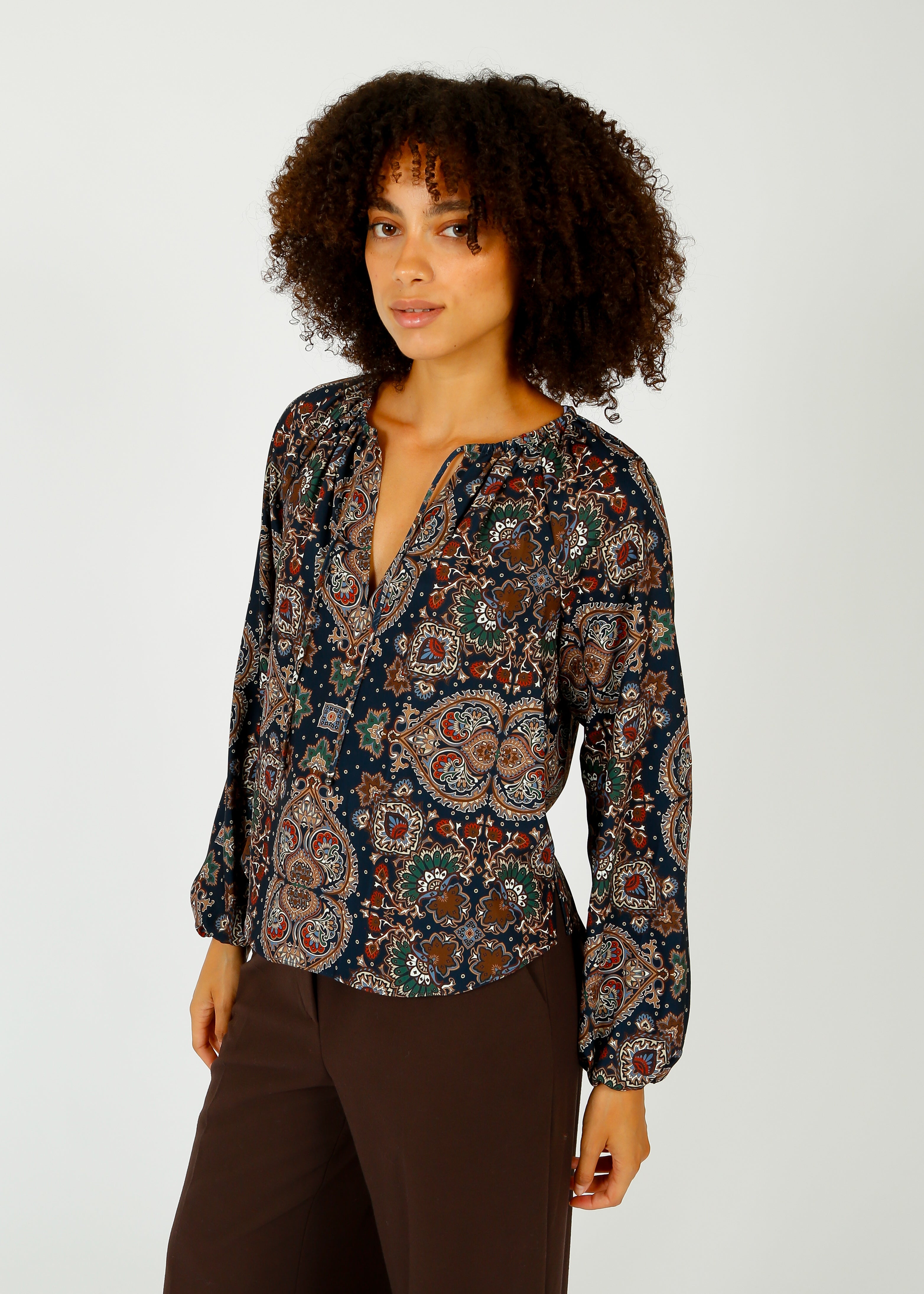 VB Solay Top in Navy Multi