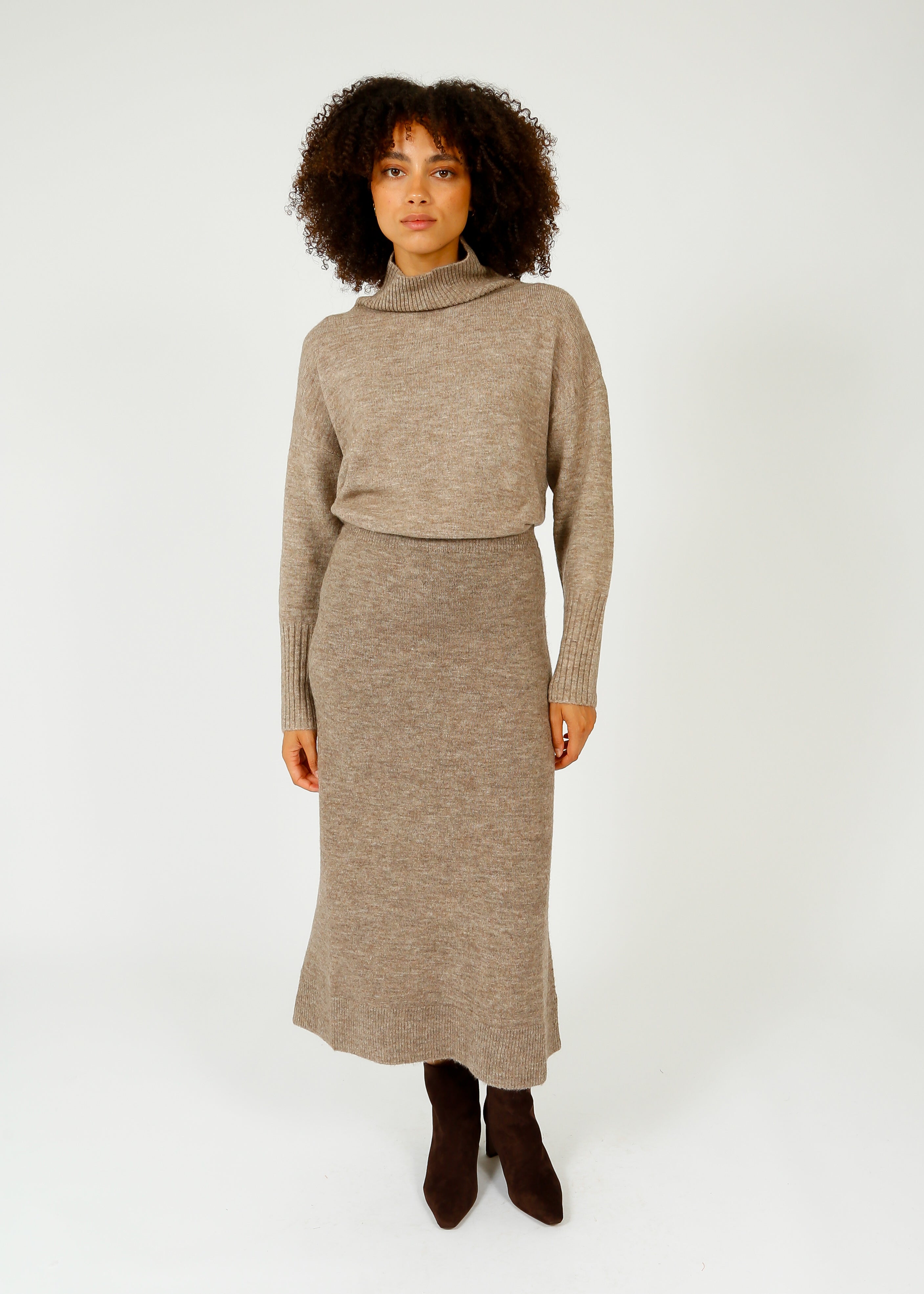 SUNCOO Falba Knit Skirt in Taupe