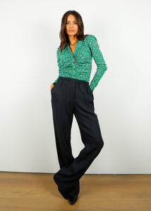 You added <b><u>JOSEPH Tahiti Pant in Navy</u></b> to your cart.