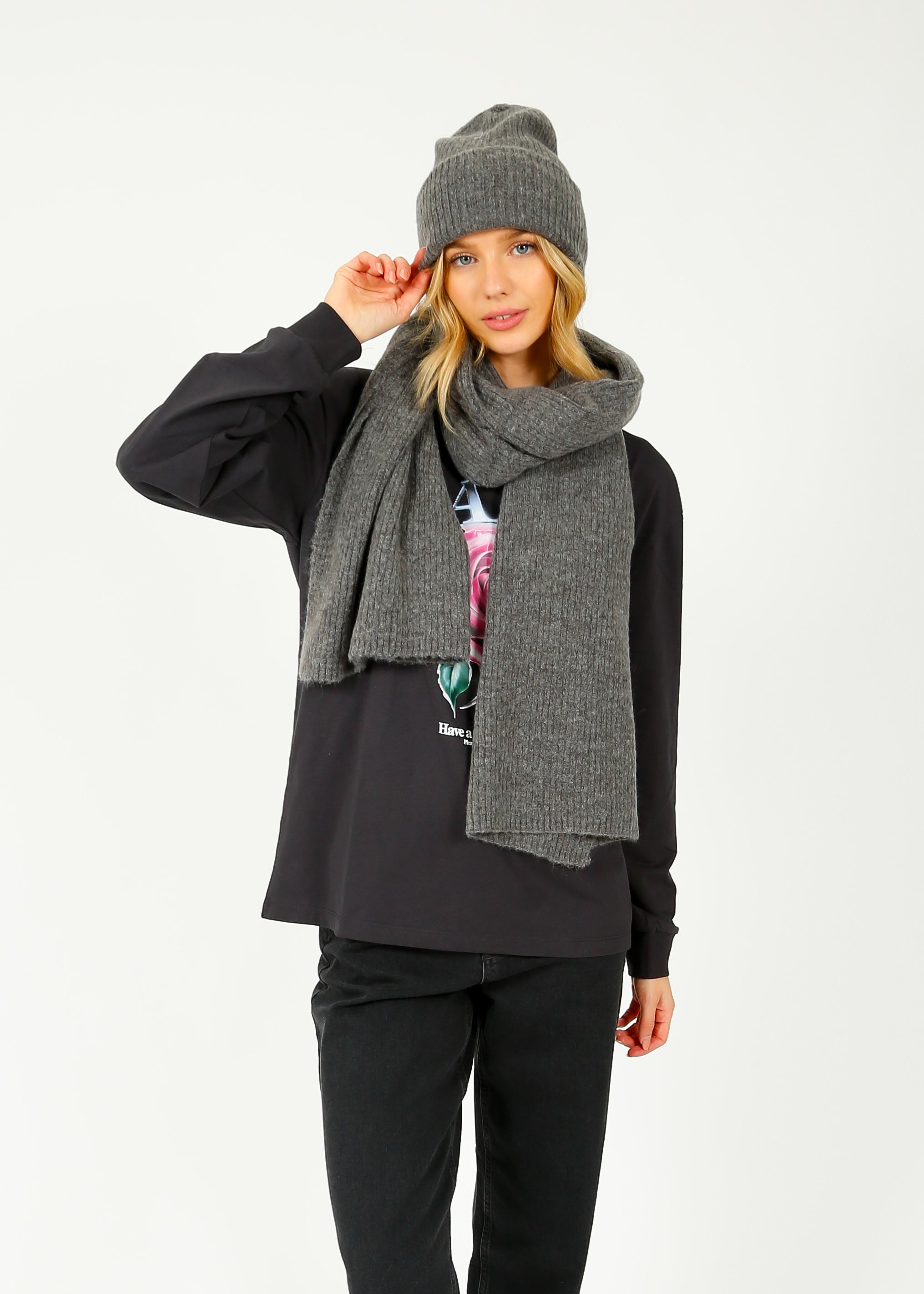 SLF Maline Knit Scarf in Grey