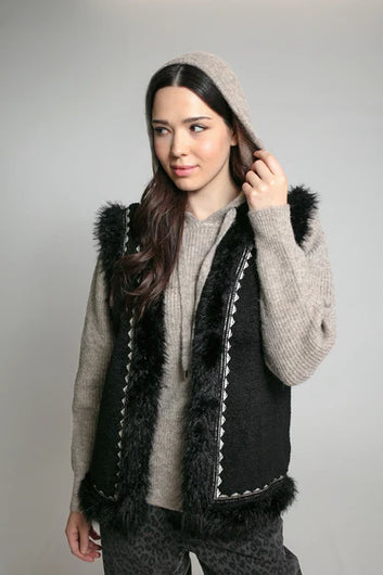 NOOKI Dannika Gilet in Black