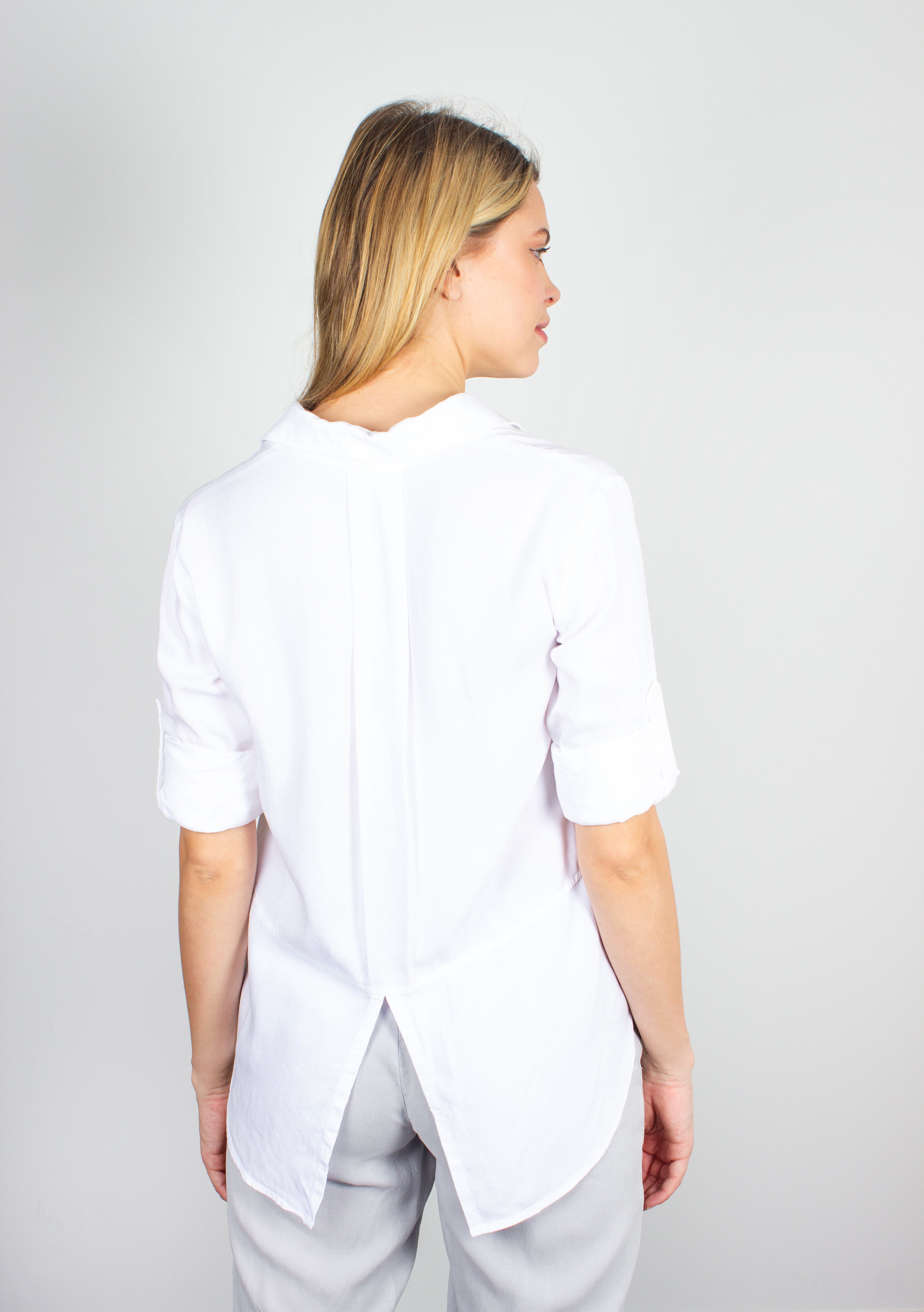 Bella Dahl split back button down shirt