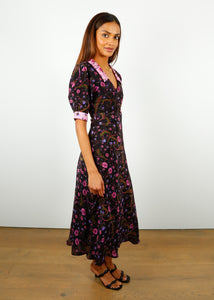 You added <b><u>FERI Jacintha Dress in Black Dandelion</u></b> to your cart.