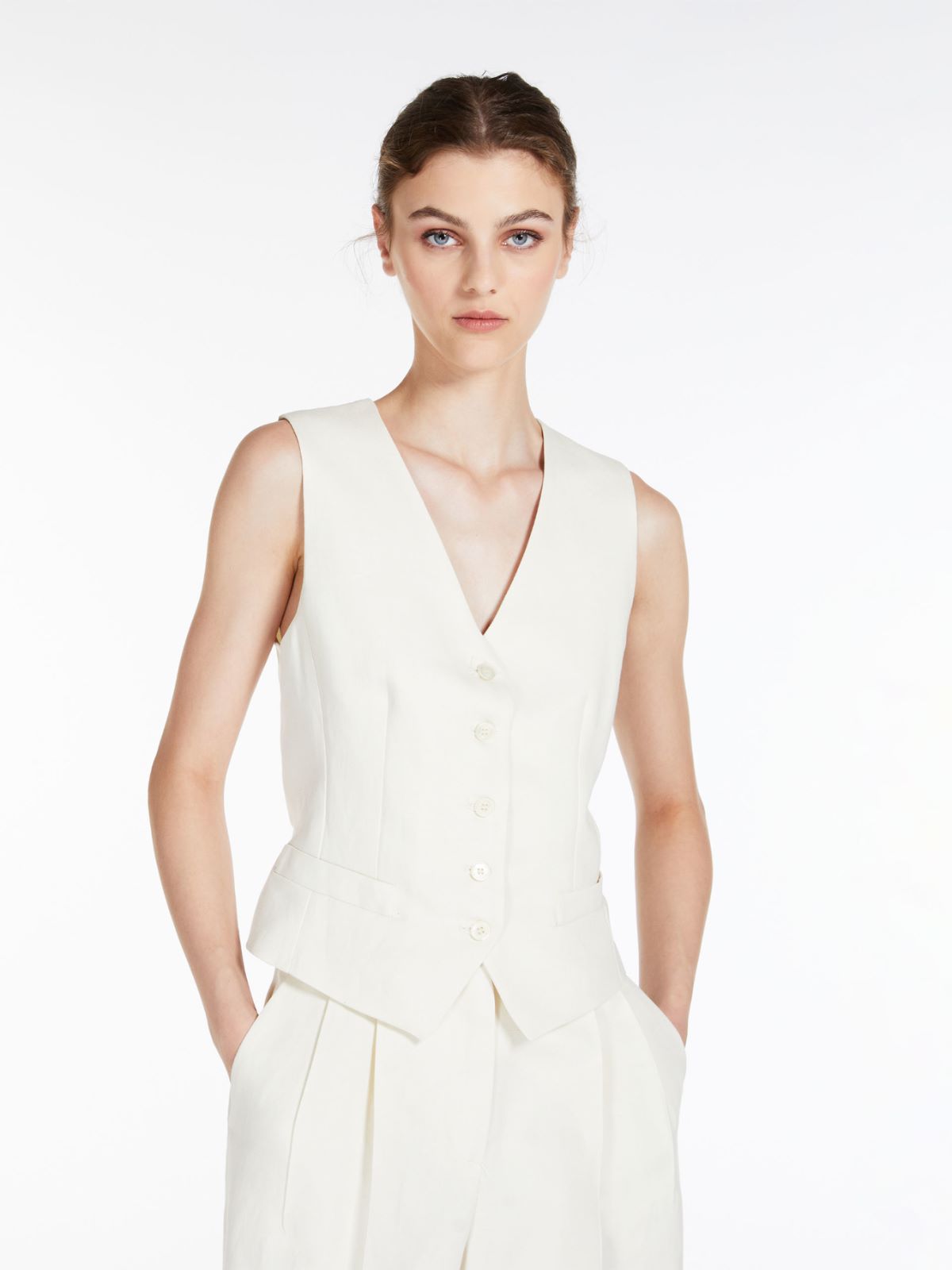 MM Fresis Waistcoat in Ivory